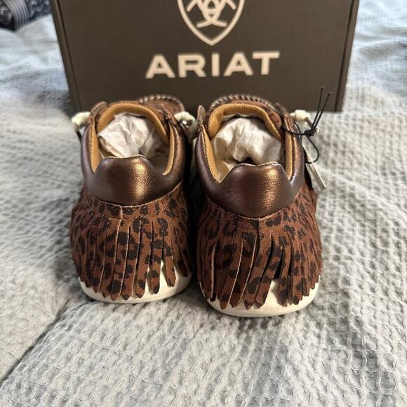 Ariat Fringe Hilo's- Warm Leopard **NWT** - Picture 8 of 9